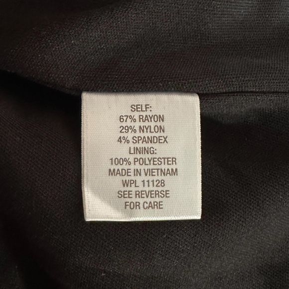 Roz & Ali Black Zip Jacket with Gold Accents, XL, Pre-owned - Picture 6 of 7